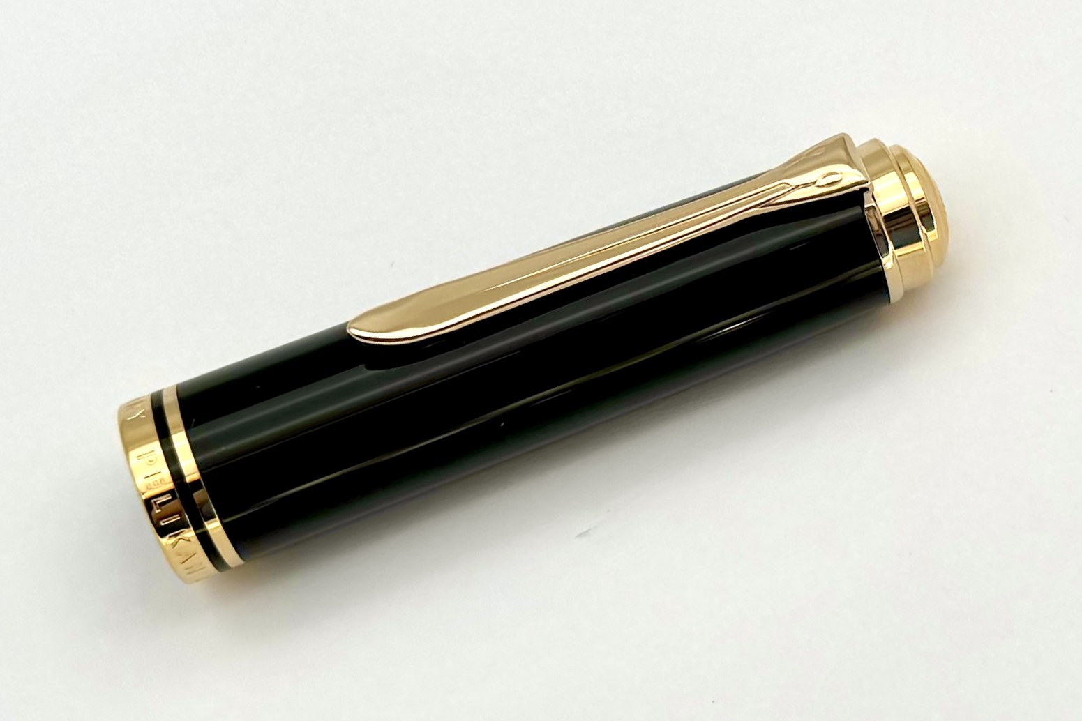 PelikanSouveranM1000GreenBlackFP_G